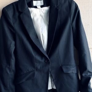 Women’s H&M black blazer size 6